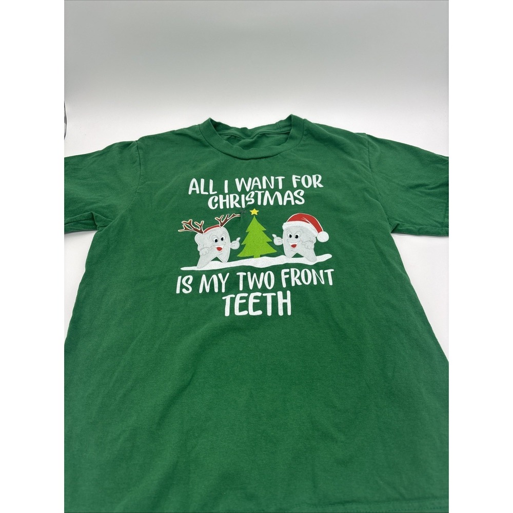 All I Want‎ For Christmas Is My Two Front Teeth Boys Holiday T-Shirt Size 6/7